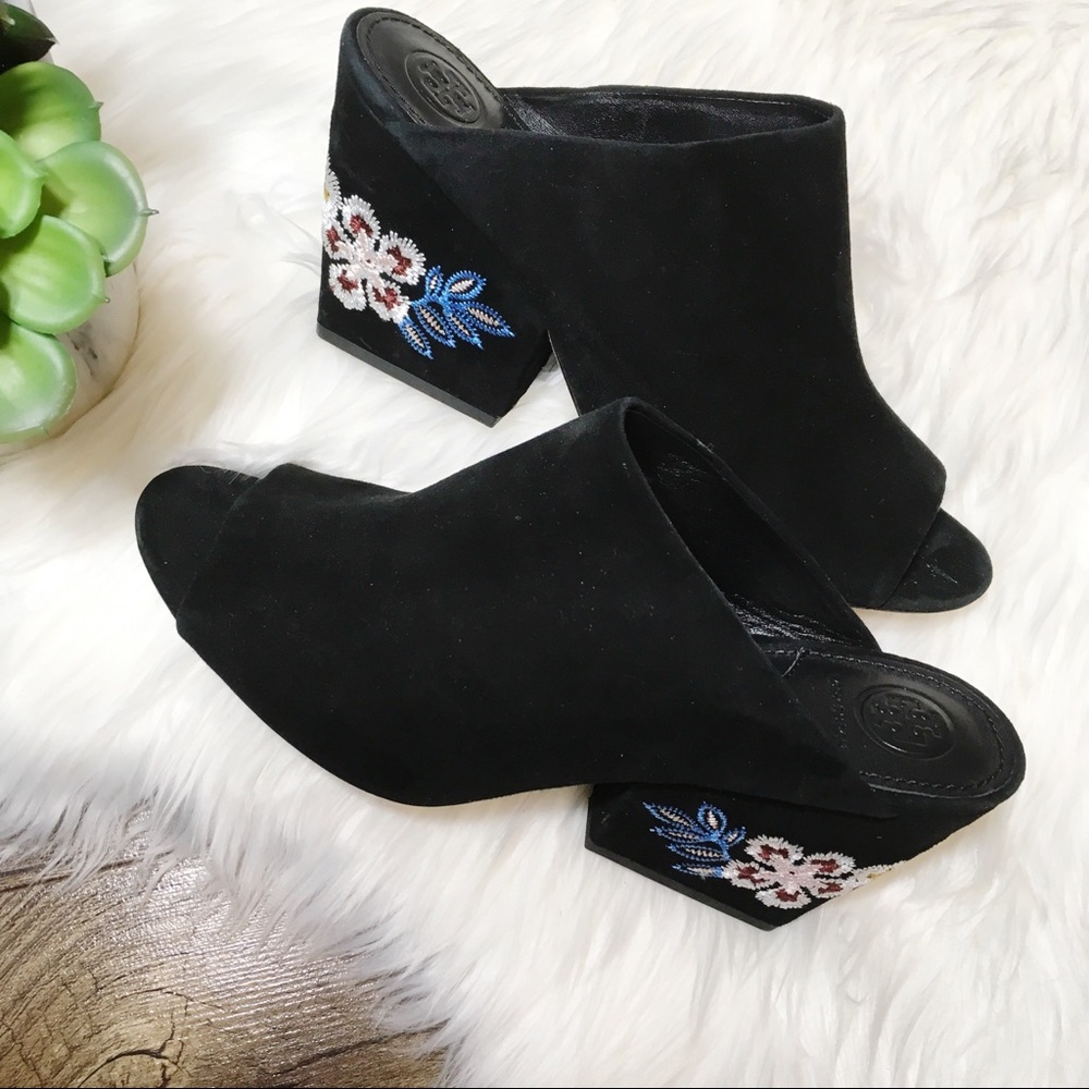 New Tory Burch Embroidered Suede Wedge Mul…